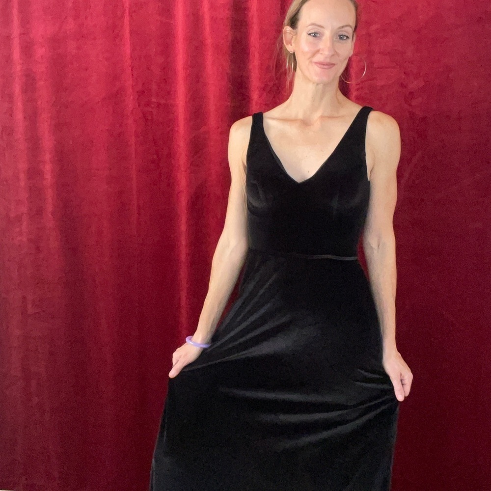 Mori Lee Black Velvet Bridesmaids Dress - Picture 1 of 8